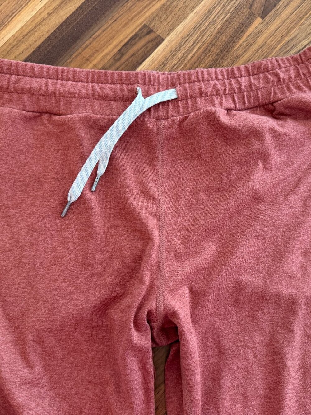VUORI Performance Jogger - Picture 2 of 3